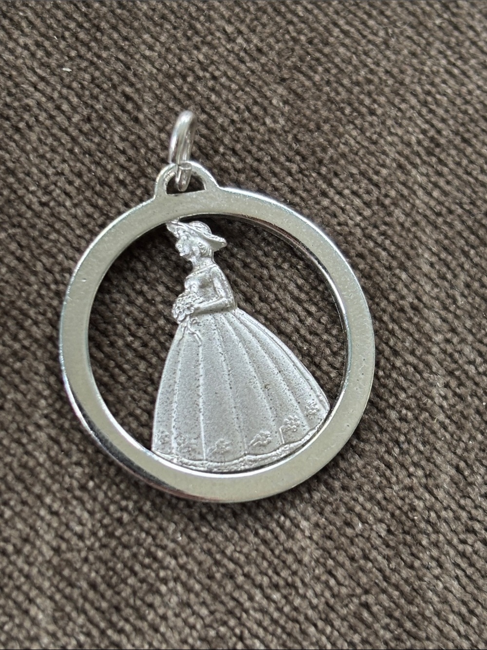 Sterling Bride Profile Pendant real solid Silver Fine Jewelry Vintage 1960’s